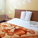 Hotel Tourist Home