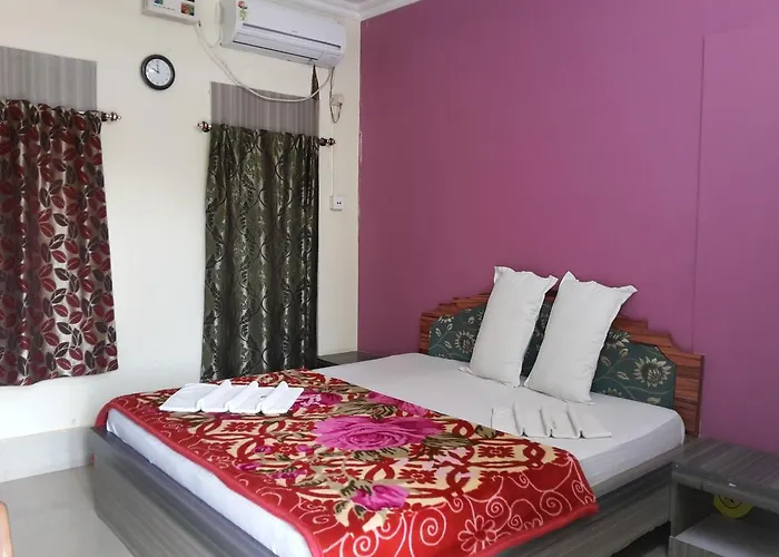 Hotel Tourist Home